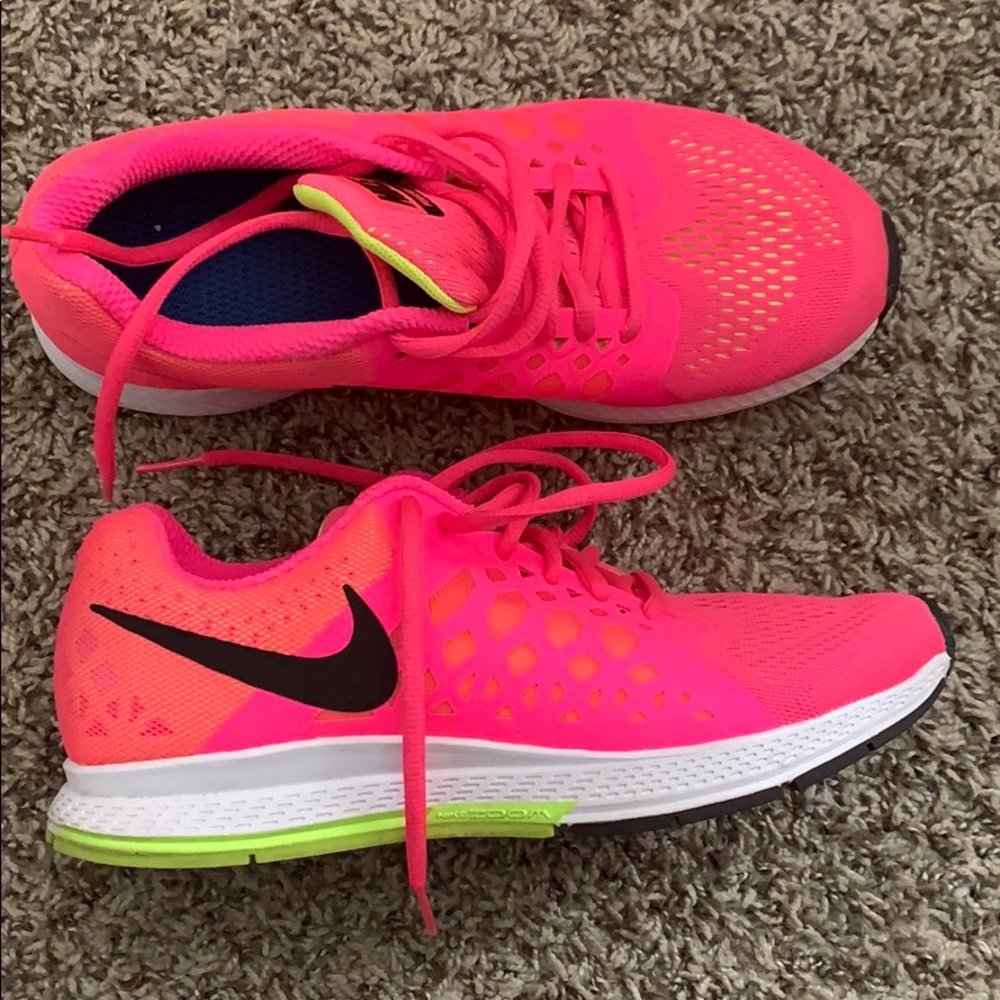 Nike women’s shoes